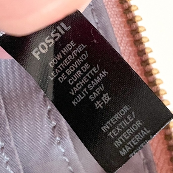 Fossil Leather Wallet Wristlet - Picture 5 of 5